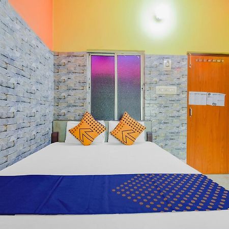 Spot On 74542 Aarav Hotel Jādabpur Esterno foto