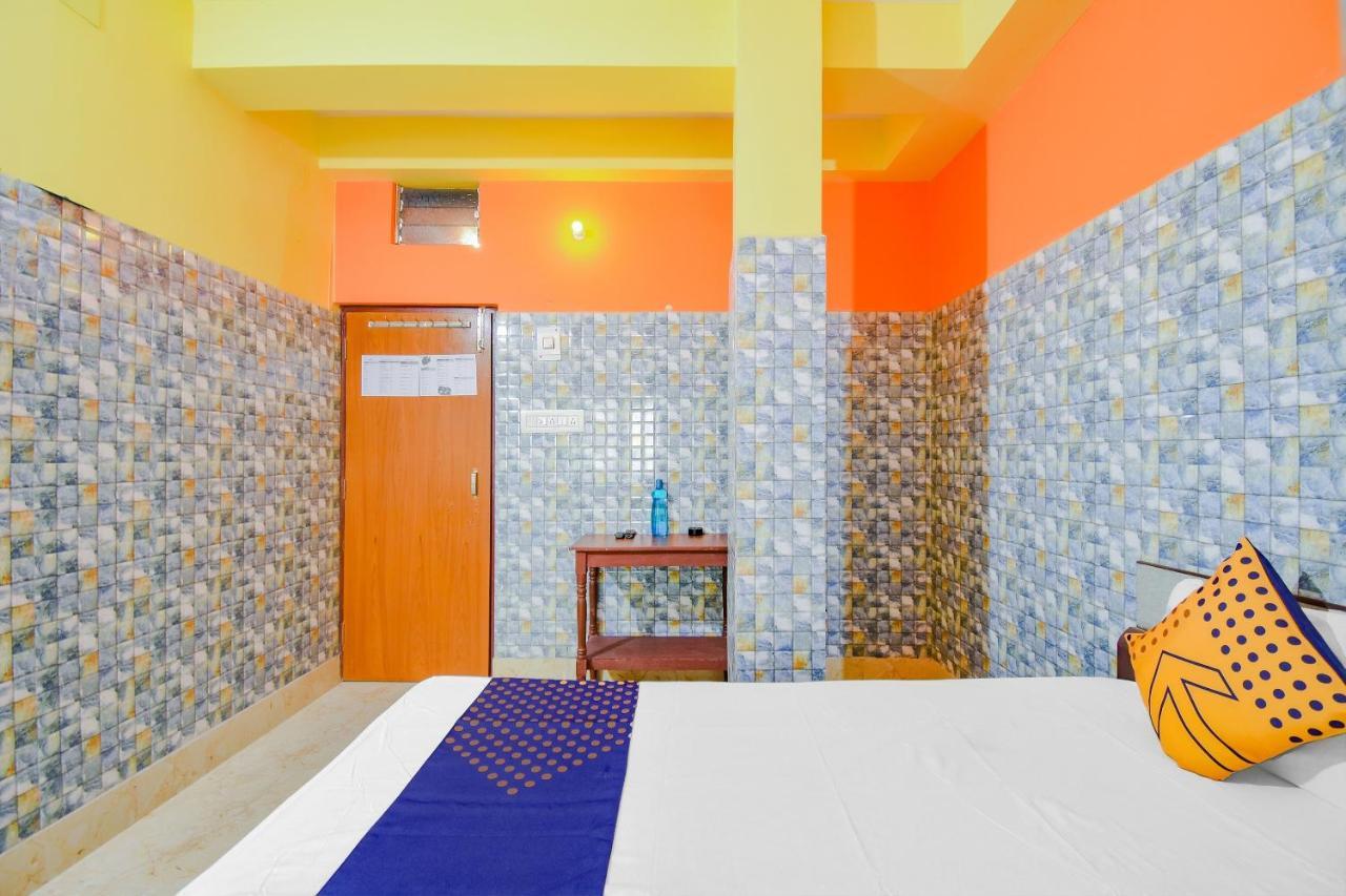 Spot On 74542 Aarav Hotel Jādabpur Esterno foto